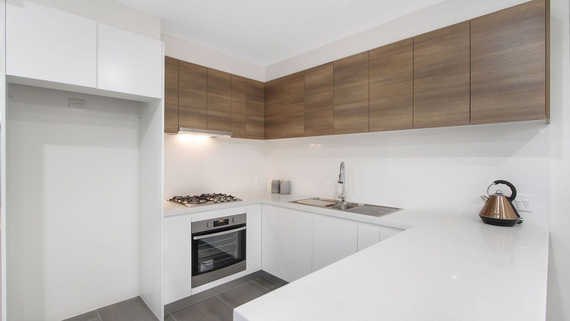 4 333 339 Stoney Creek Road Kingsgrove Nsw 2208 Off The
