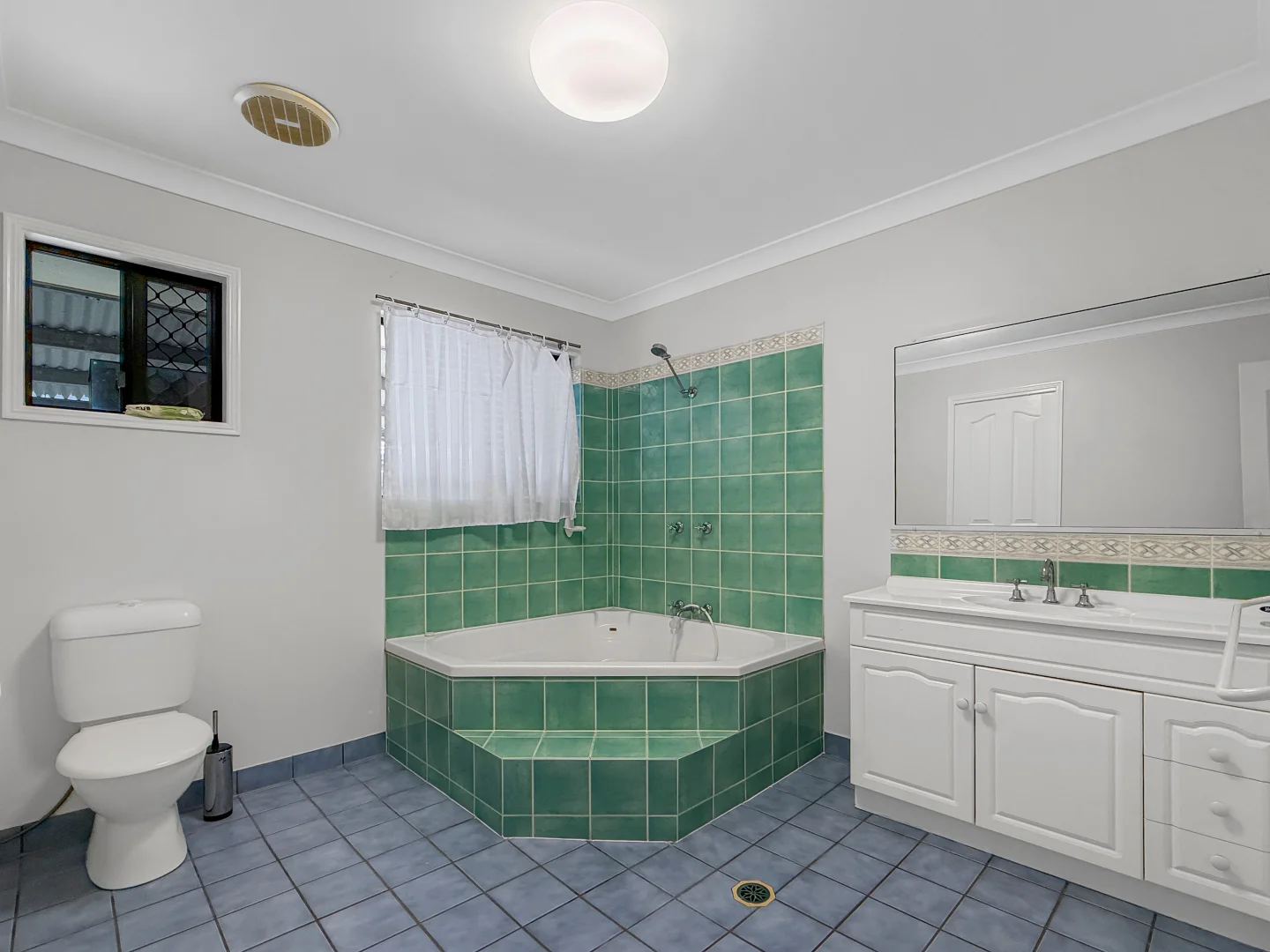 Additional image 7 of 32 Seldon Pl, Kirwan QLD 4817