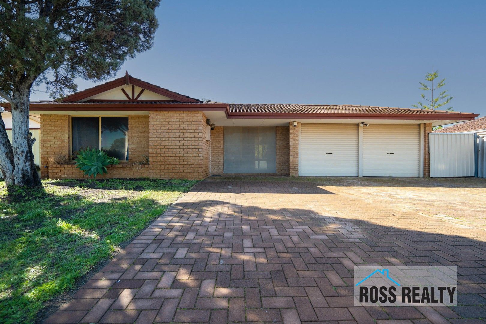 4 bedrooms House in 4 Wattle Drive MORLEY WA, 6062