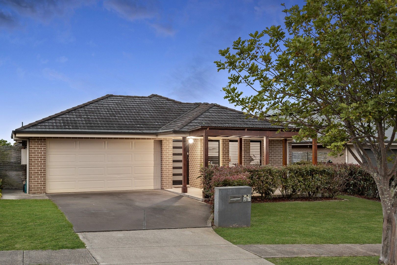 27 Mowane Street, Fletcher NSW 2287, Image 0