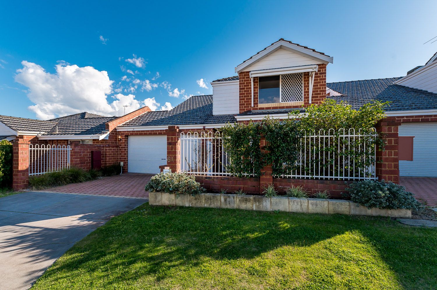 Townhouse in 6a Davilak Street, COMO WA, 6152