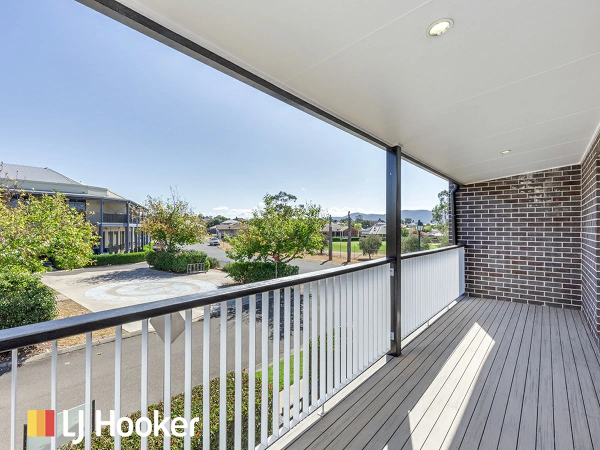 Primary image of 3 Boulevard Place, Hillvue NSW 2340