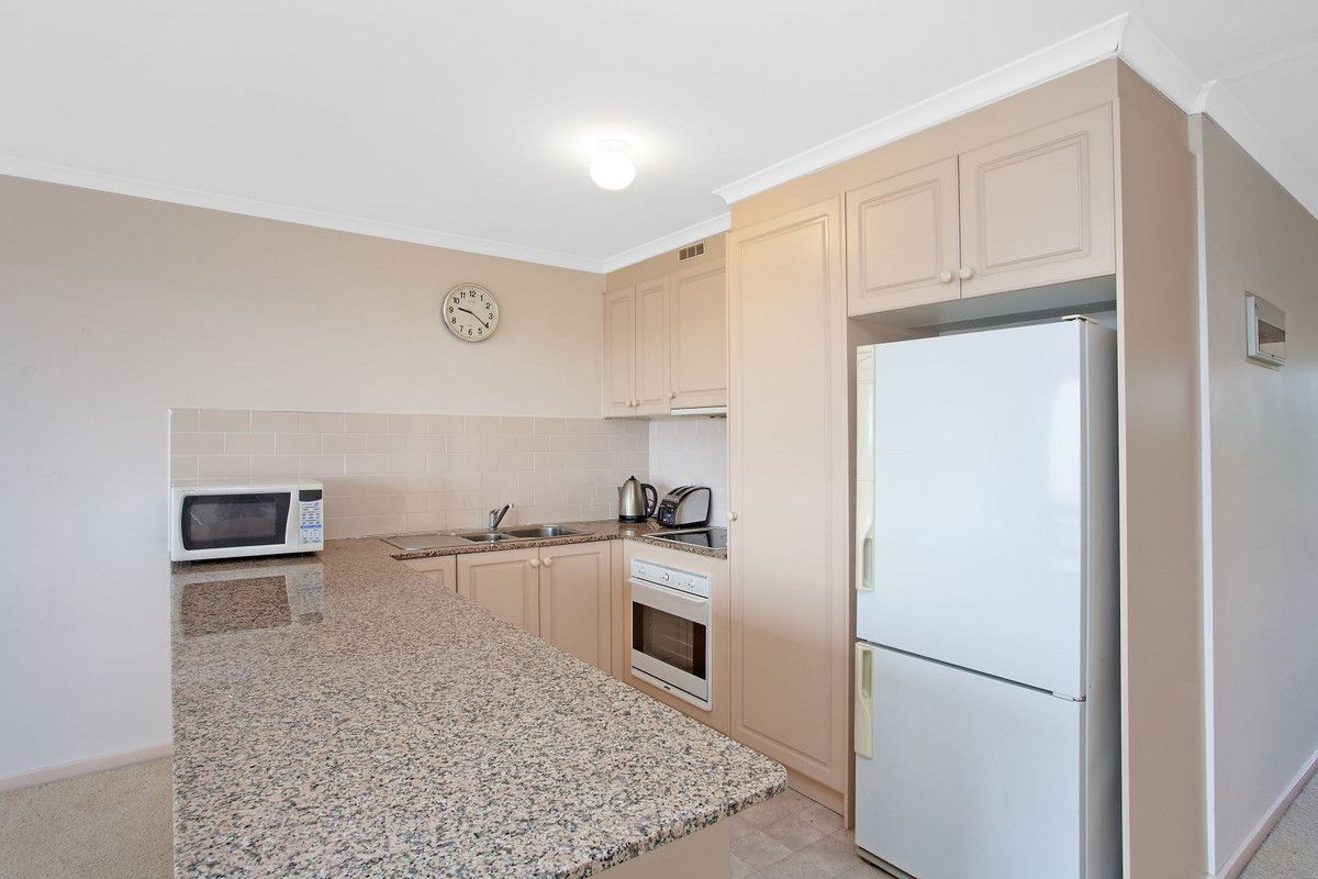 7/27 Leahy Close, Narrabundah ACT 2604, Image 2