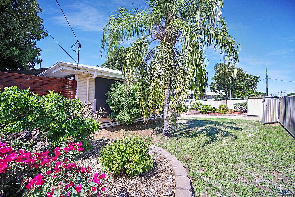 4 bedrooms House in 124 Trainor Street MOUNT ISA QLD, 4825