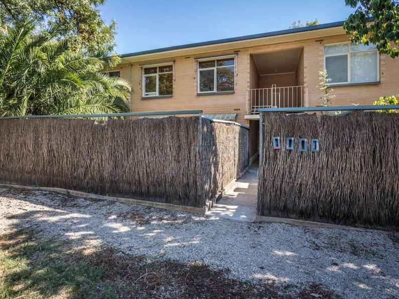 2 bedrooms Apartment / Unit / Flat in 5/6 Rochester St LEABROOK SA, 5068