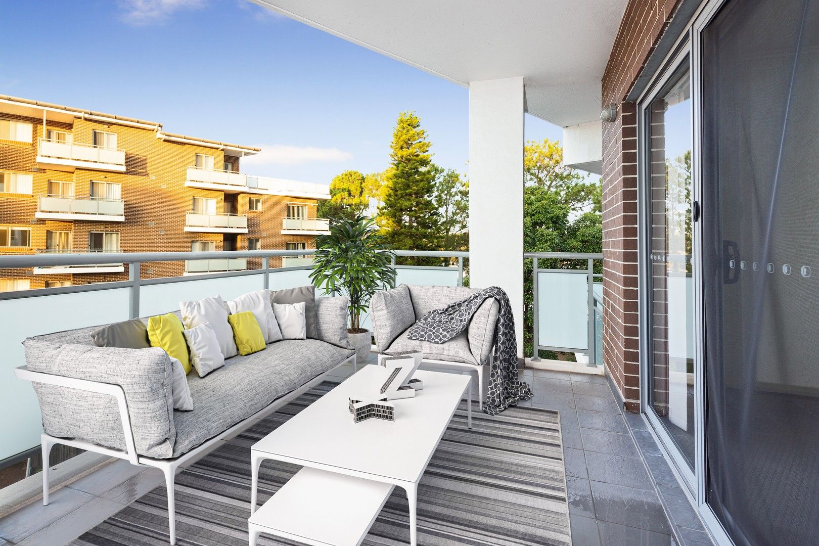 2 bedrooms Apartment / Unit / Flat in 18/8-18 Briens Road NORTHMEAD NSW, 2152