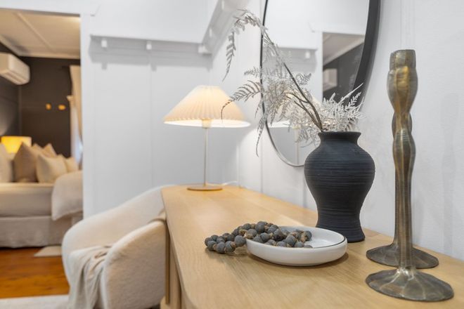 289 Nursery Road Holland Park 4121 - Image 3