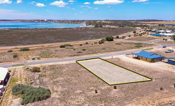 12 Oscar Williams Drive, Streaky Bay SA 5680