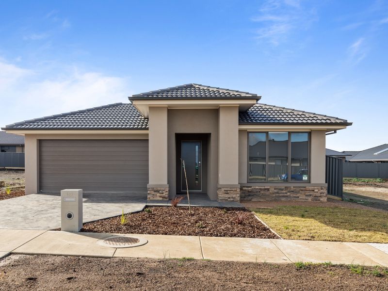 4 bedrooms House in 163 Shortridge Drive LUCAS VIC, 3350