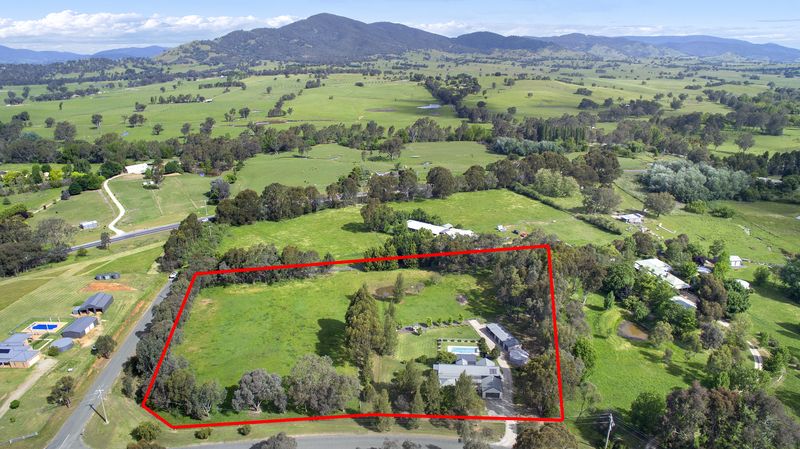 39 Fitzpatrick Drive, Staghorn Flat VIC 3691, Image 1