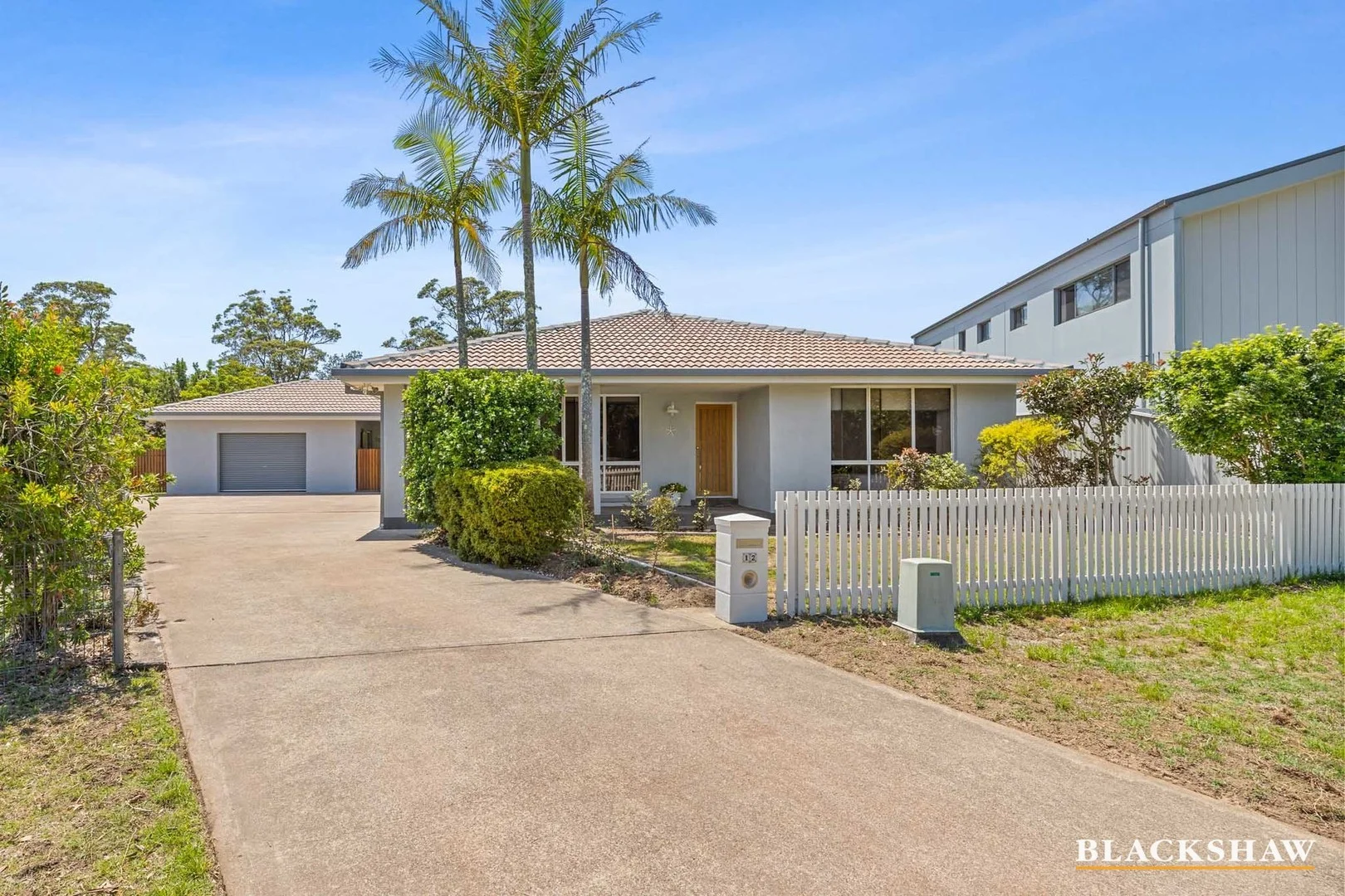 12 Larmer Close, Broulee NSW 2537