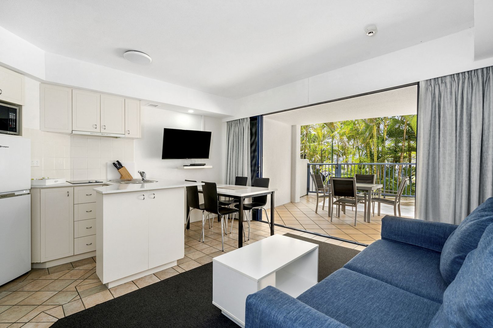 Unit 105/75 Esplanade, Golden Beach QLD 4551, Image 2