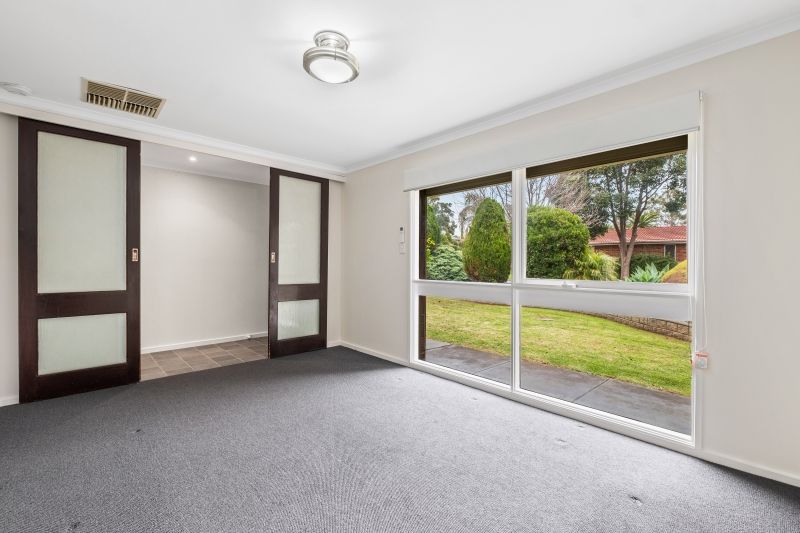 77 Casuarina Avenue, Surrey Downs SA 5126, Image 2