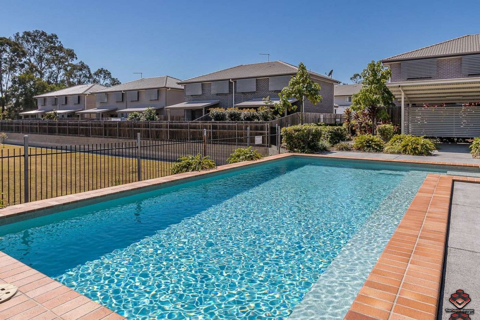 3 bedrooms Townhouse in  EAGLEBY QLD, 4207