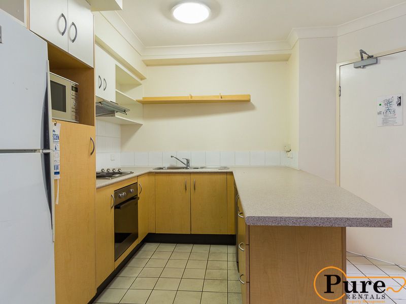 66/300 Sir Fred Schonell Drive, St Lucia QLD 4067, Image 2