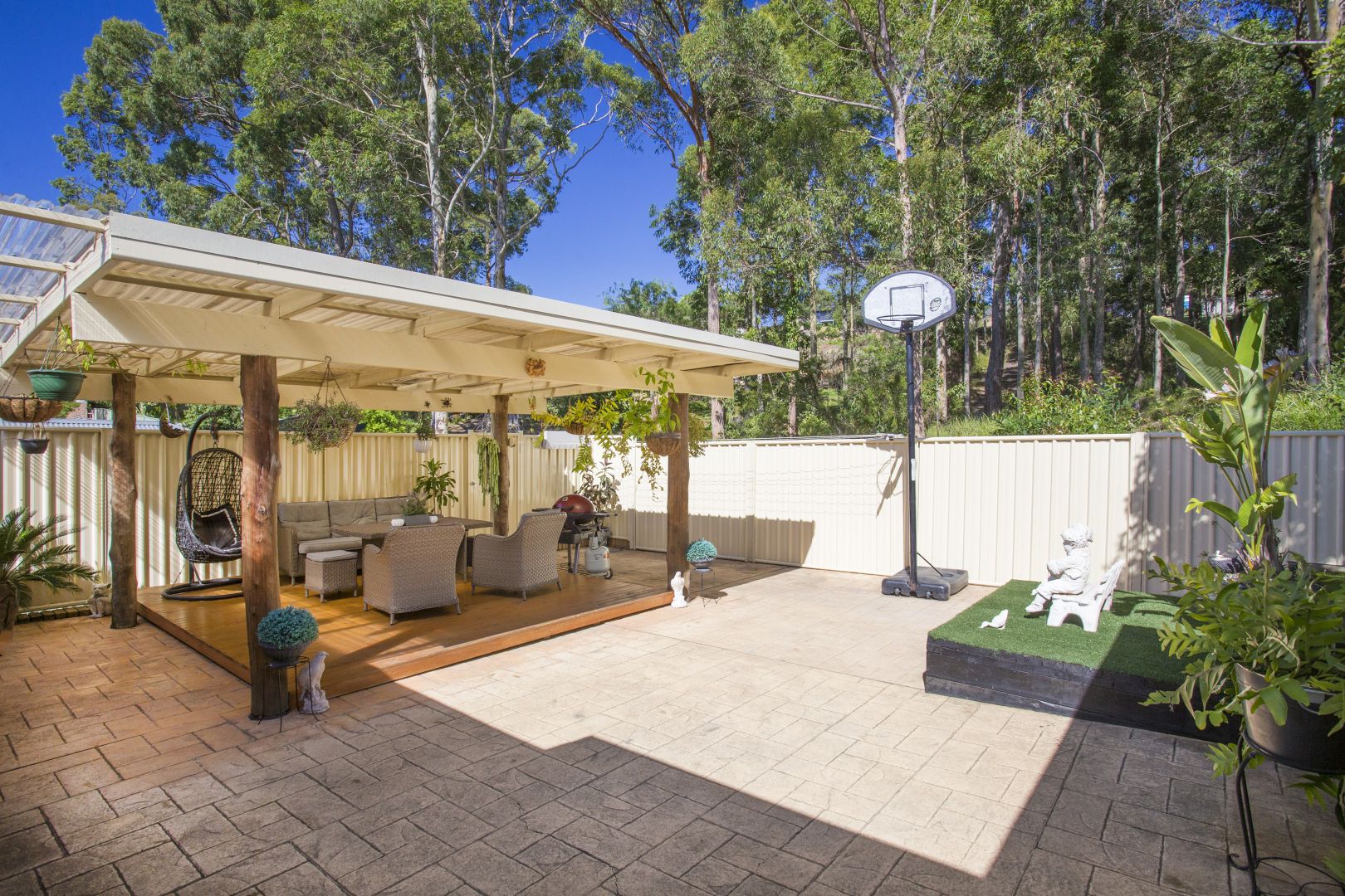 23 Karoola Crescent, Surfside NSW 2536, Image 1