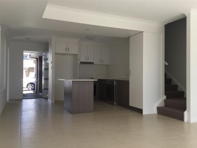 3 bedrooms Apartment / Unit / Flat in 15/227 Nelson Street KEARNEYS SPRING QLD, 4350