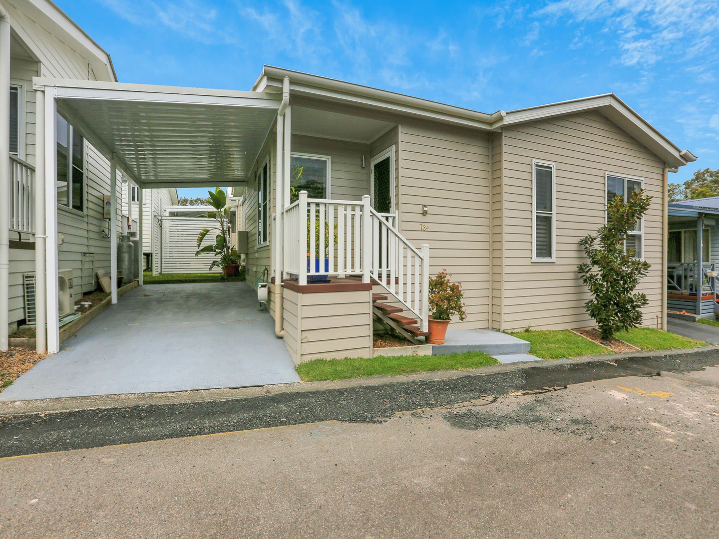 2 bedrooms House in 78a/2 Macleay Drive HALEKULANI NSW, 2262