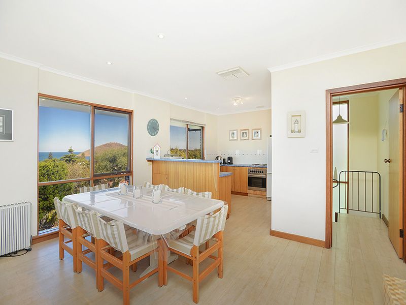 21 Seacrest Avenue, Encounter Bay SA 5211, Image 2