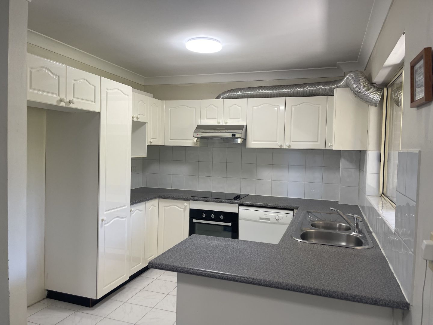 14/3539 Hampden Street, Beverly Hills NSW 2209 Apartment For Rent