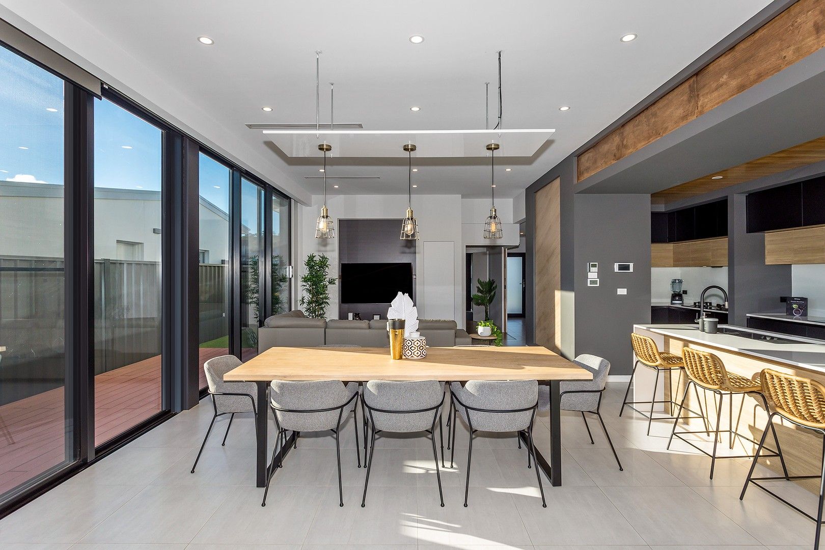 4 bedrooms House in 71 Dunnart Circuit THROSBY ACT, 2914