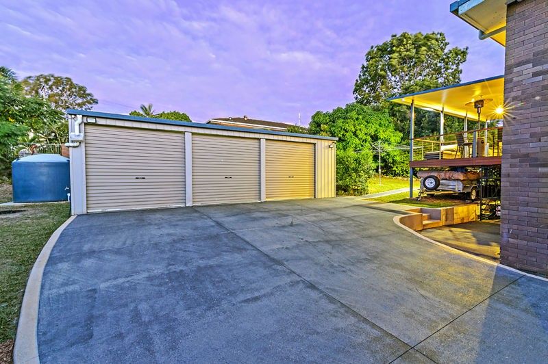 32 Casula Street, Arana Hills QLD 4054, Image 2