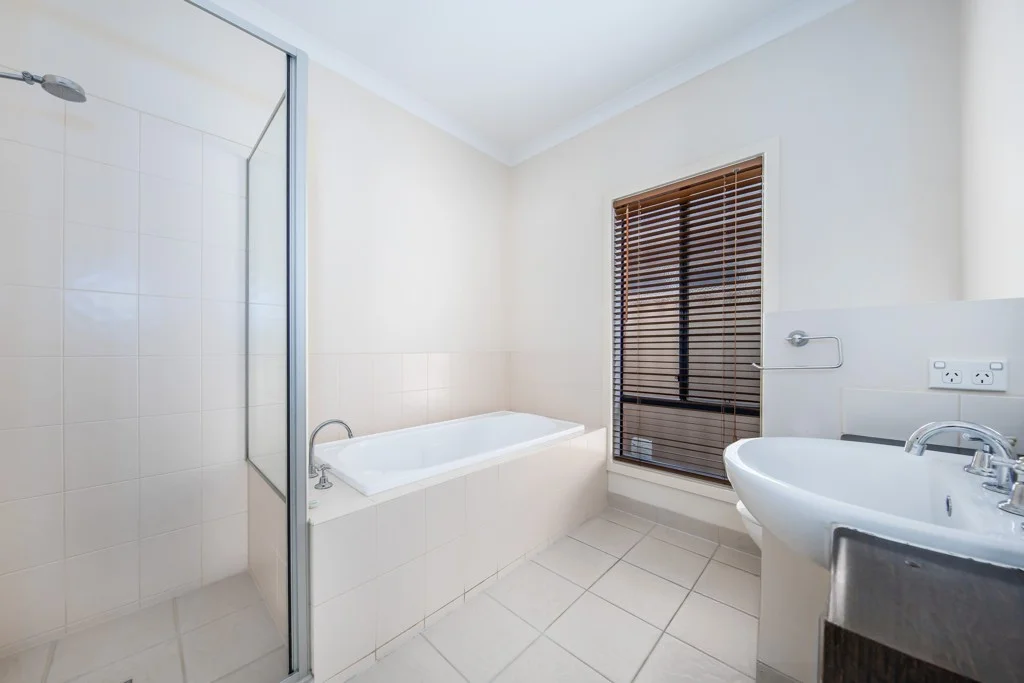 Additional image 5 of 10 Beckett Crescent, Caroline Springs VIC 3023