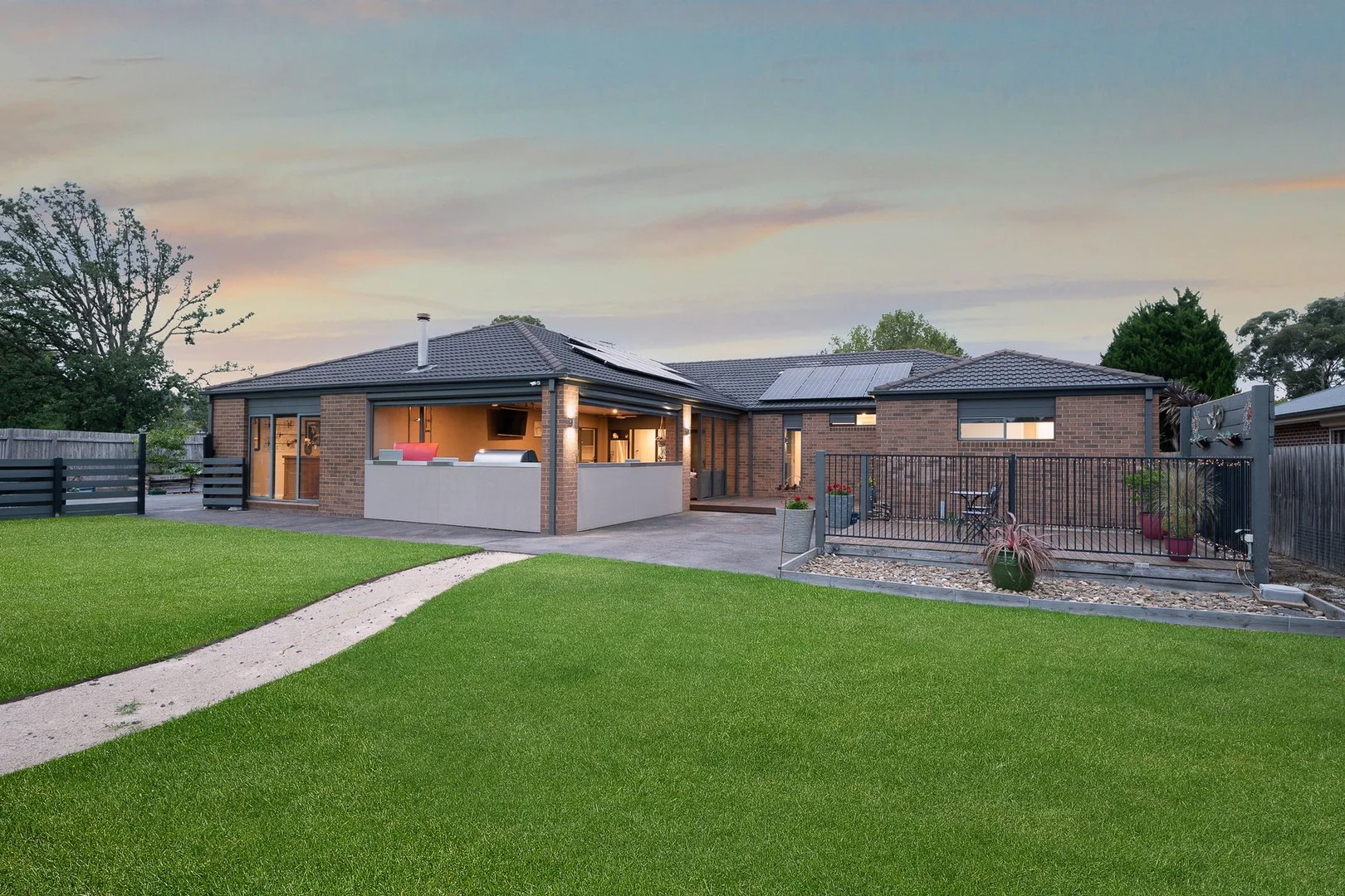 Additional image 22 of 8 Alfred Close, Narre Warren North VIC 3804