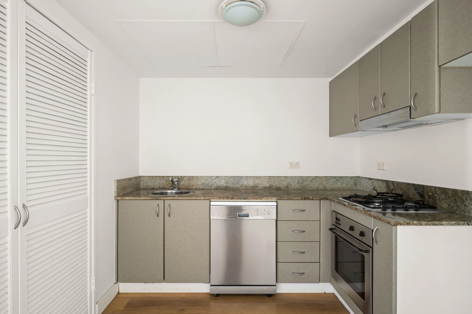 Additional image 3 of 1004/174 Goulburn Street, Surry Hills NSW 2010