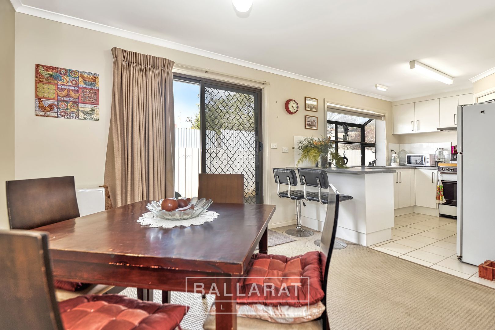 2/26 Hope Street, Maryborough VIC 3465, Image 2