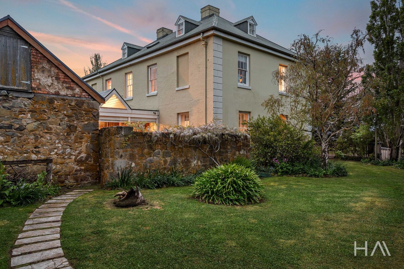 7 bedrooms House in 12787 Midland Highway CLEVELAND TAS, 7211