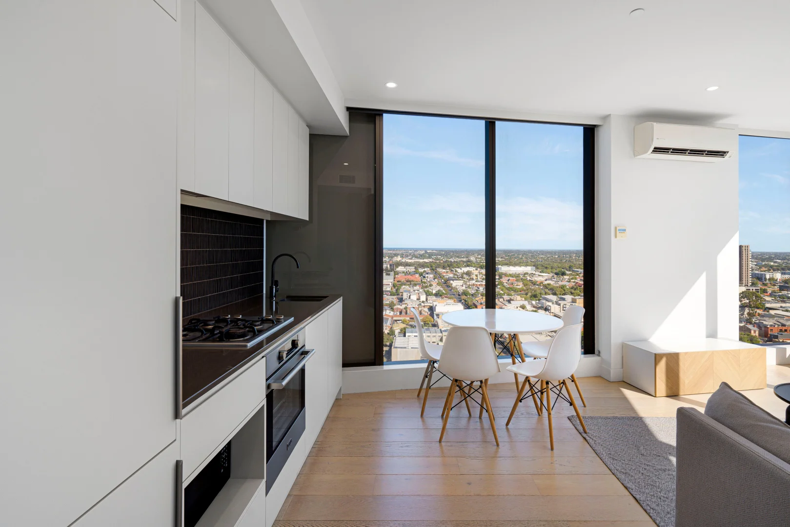 Additional image 5 of 2207/421 King William St, Adelaide SA 5000