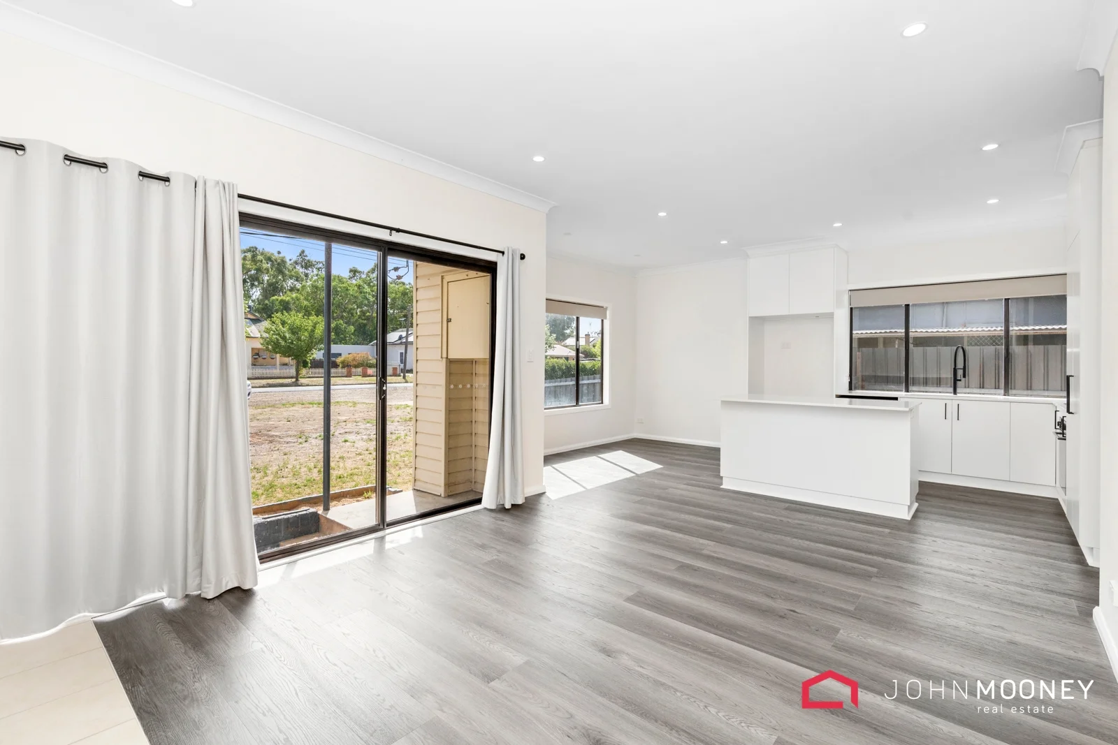 Additional image 19 of 7 Norman Street, The Rock NSW 2655