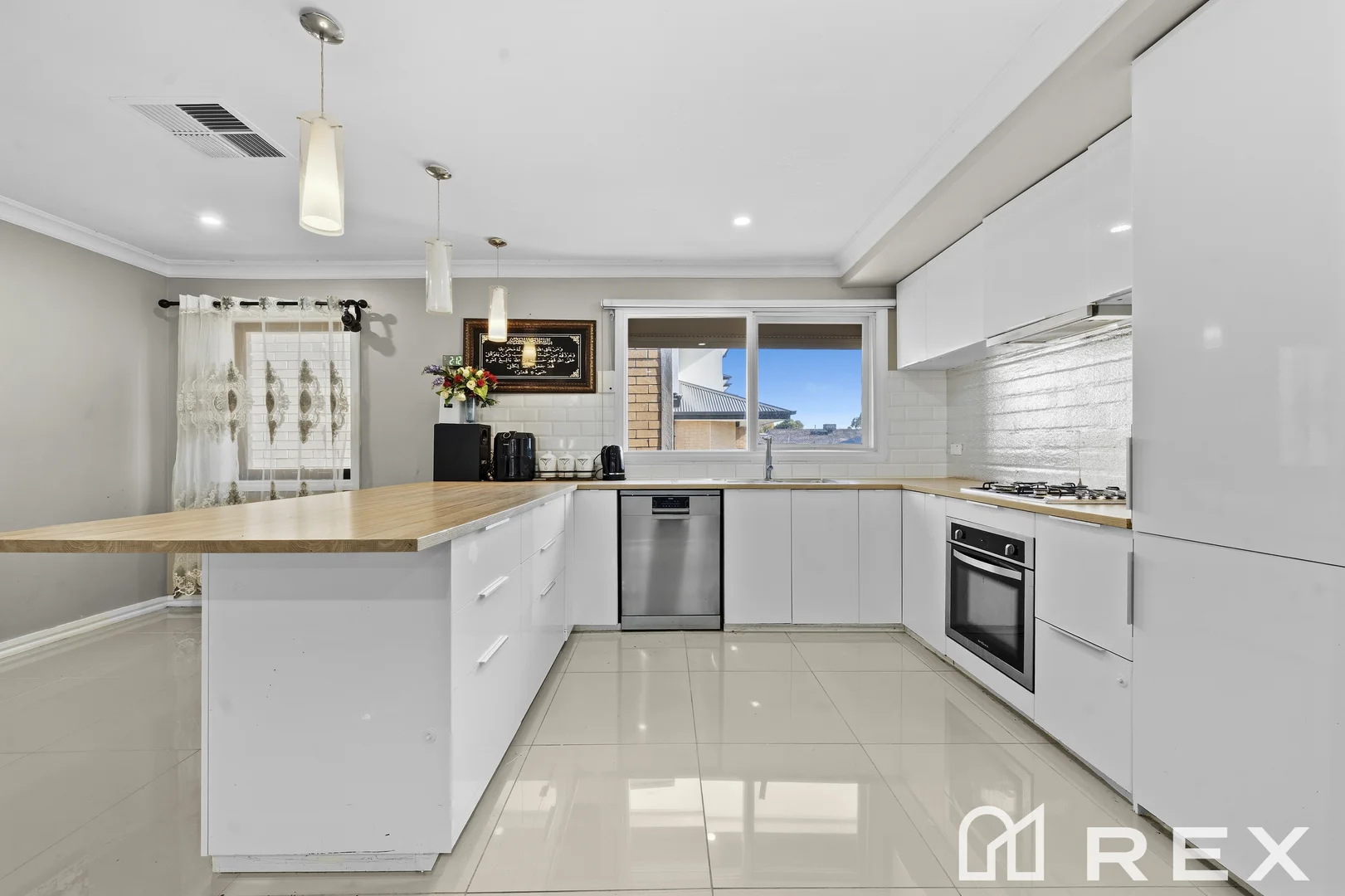 Additional image 10 of 1/37 Rebecca Street, Doveton VIC 3177