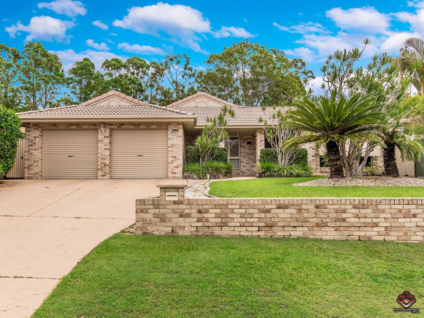 Sold 11 Gippsland Drive, Helensvale QLD 4212 on 20 Feb 2024