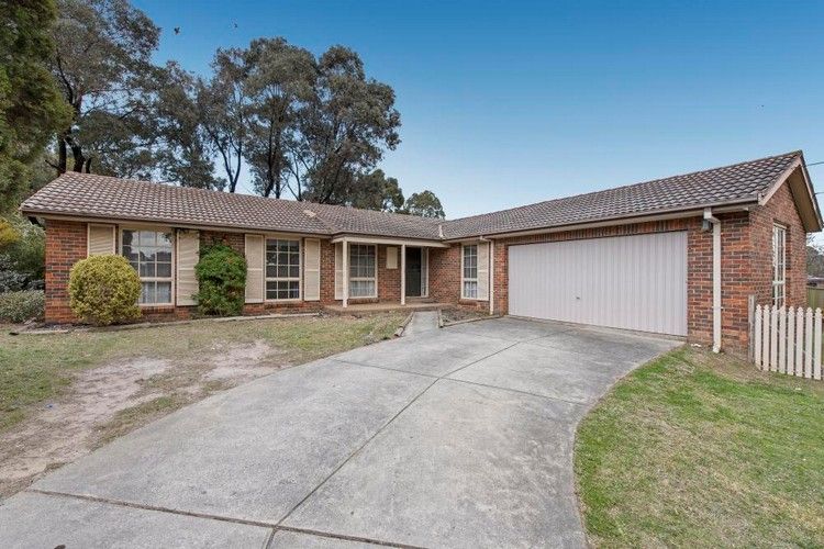 1 Grosvenor Place, Wantirna South VIC 3152, Image 0