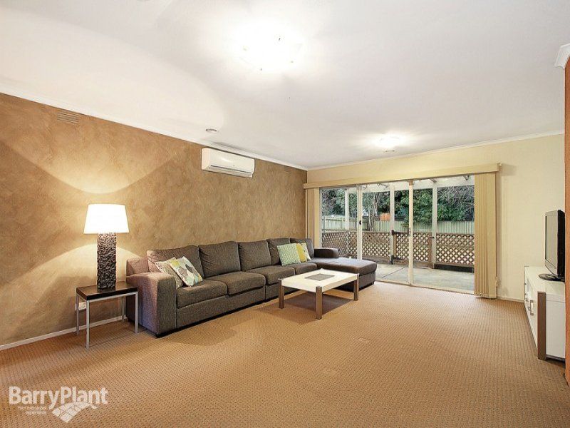 10 O'connor Road, Knoxfield VIC 3180, Image 2