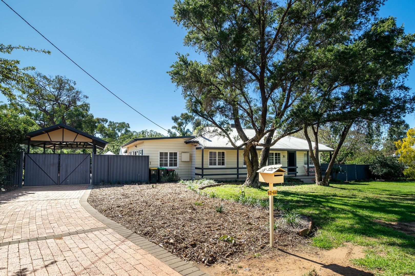 6264 Wellington Street, Geurie Property History & Address Research