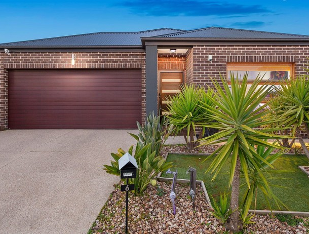 6 Brambuk Avenue, Craigieburn VIC 3064