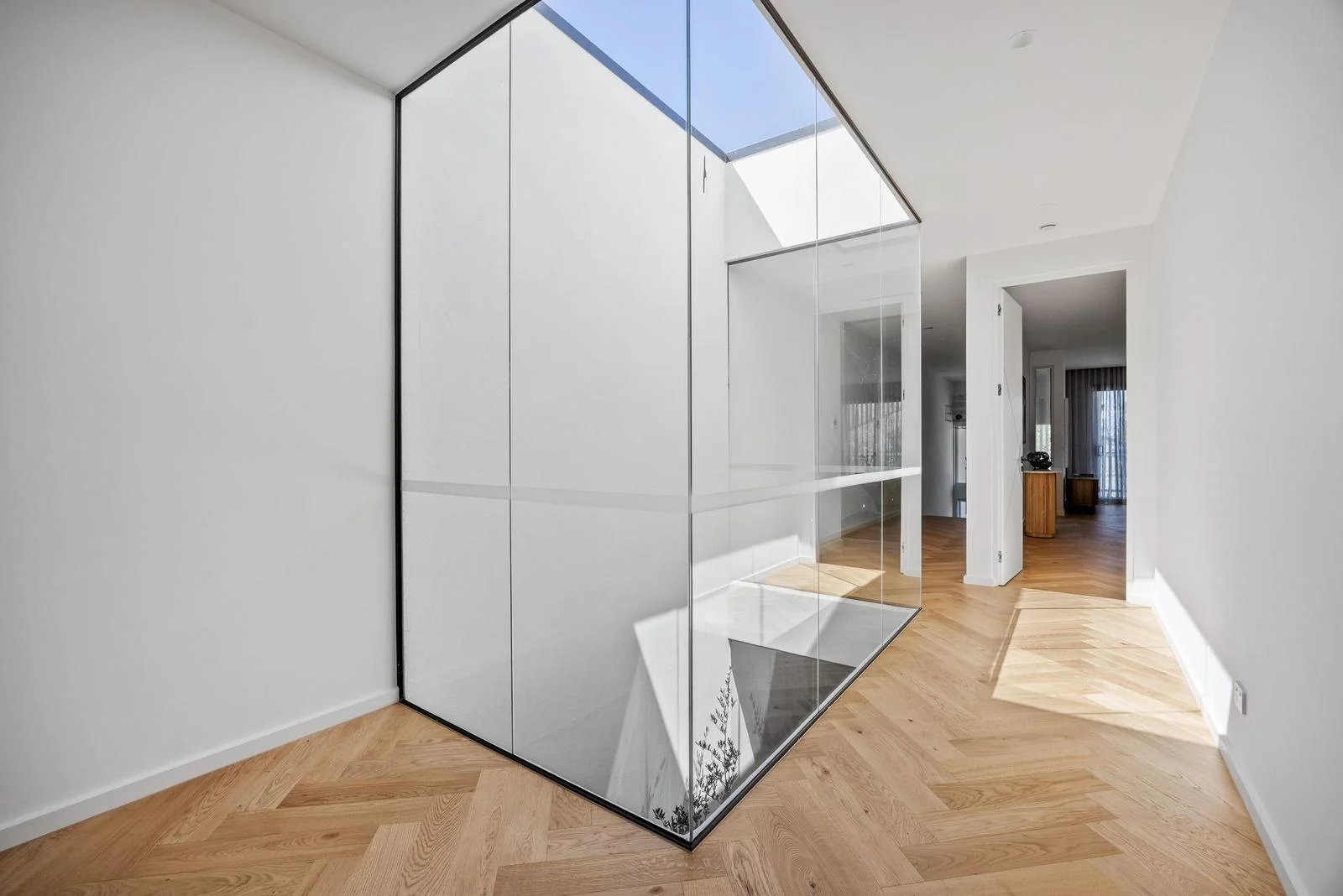 Additional image 16 of 272 Warrigal Road, Glen Iris VIC 3146