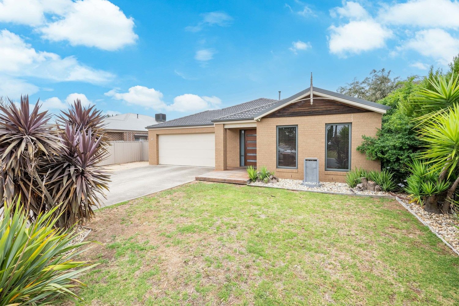 10 Prospect Crescent, Kialla VIC 3631 House For Rent Domain