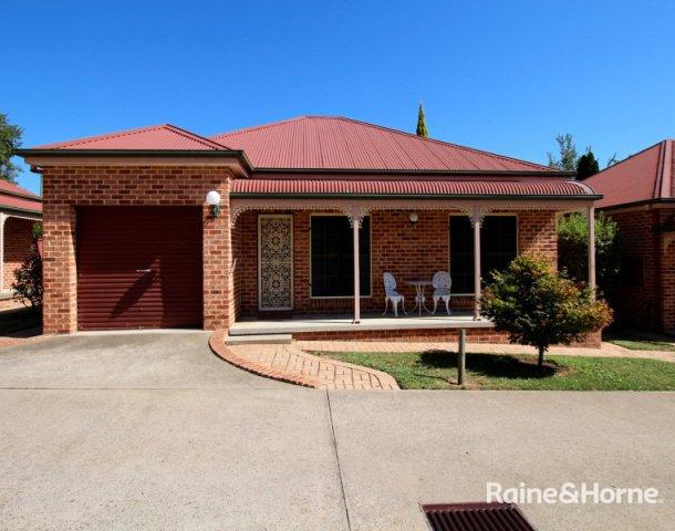 6/84 Lambert Street, Bathurst NSW 2795