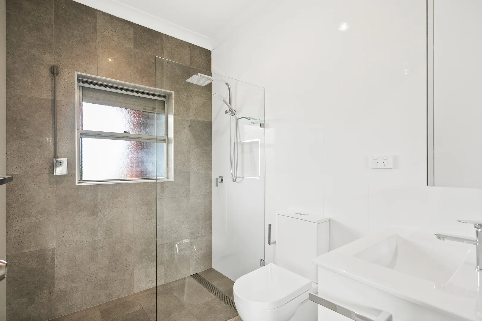 Additional image 3 of 8 Blaxland Avenue, Warrawong NSW 2502