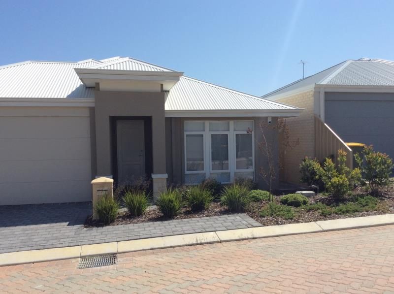 3 Vitis Chase, Ashb Property History & Address Research Domain