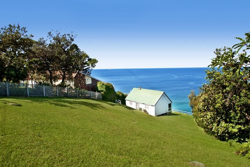 237 Lawrence Hargrave Dr, COALCLIFF NSW 2508, Image 0
