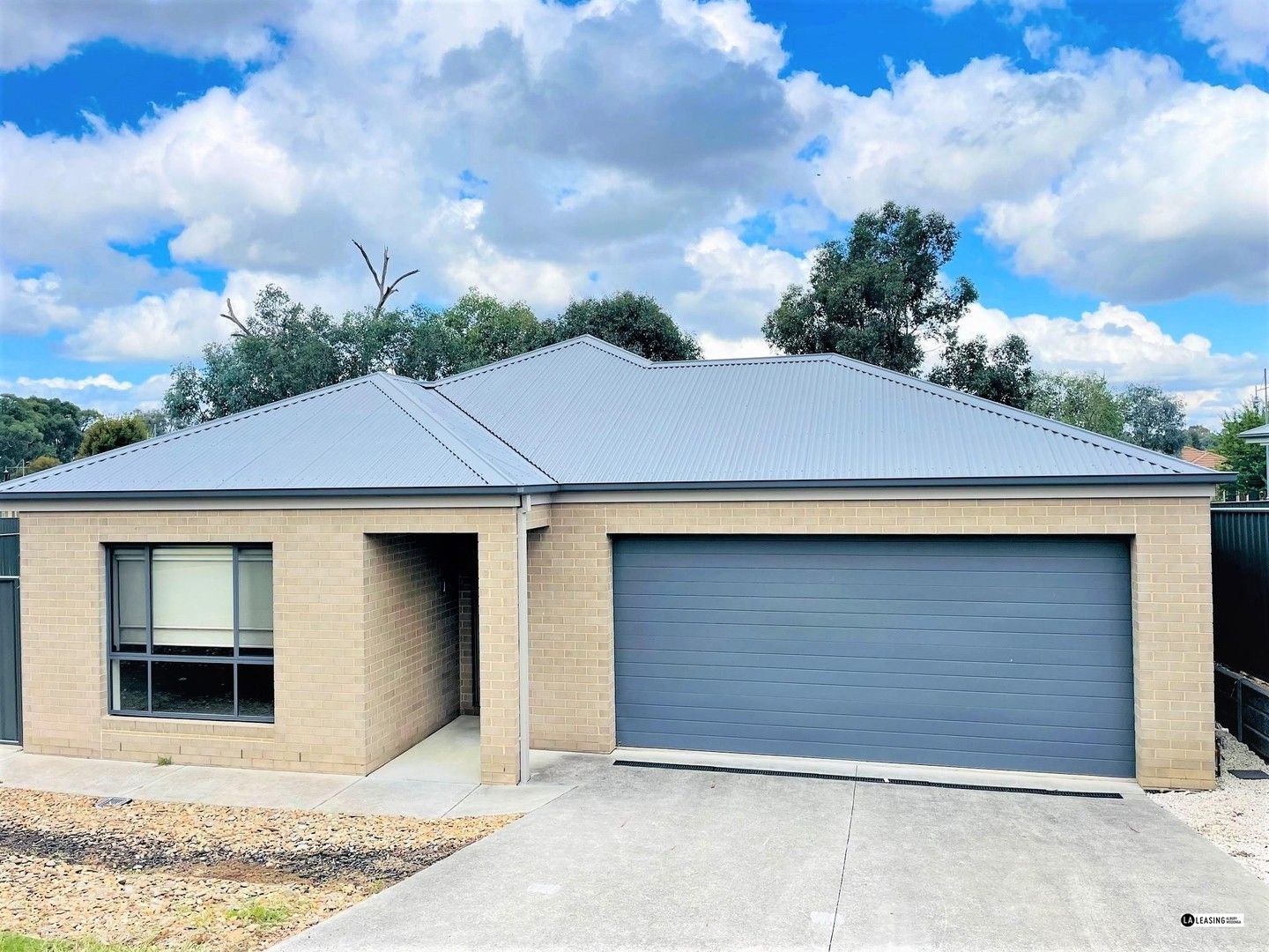 4 bedrooms House in 7 Redbox Drive THURGOONA NSW, 2640