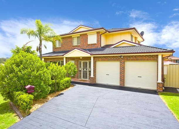 106 Greenway Drive, West Hoxton NSW 2171