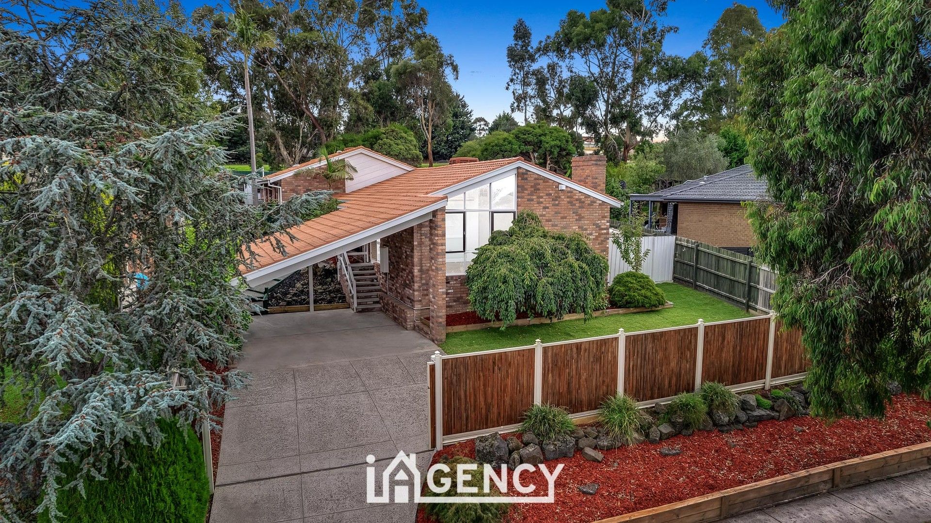 12 Lawson Way, Endeavour Hills VIC 3802 Domain