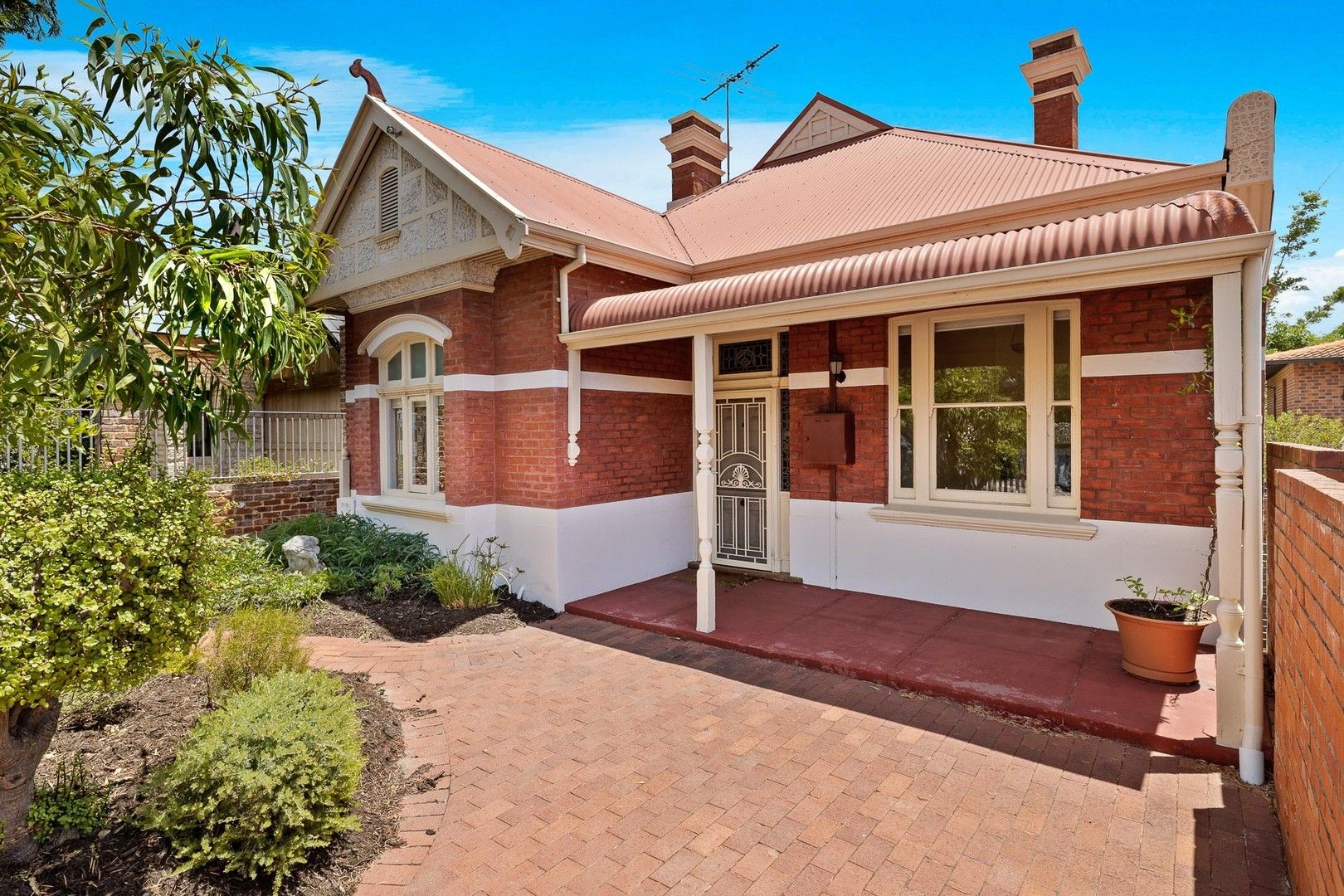 4 bedrooms House in 244 Barker Road SUBIACO WA, 6008