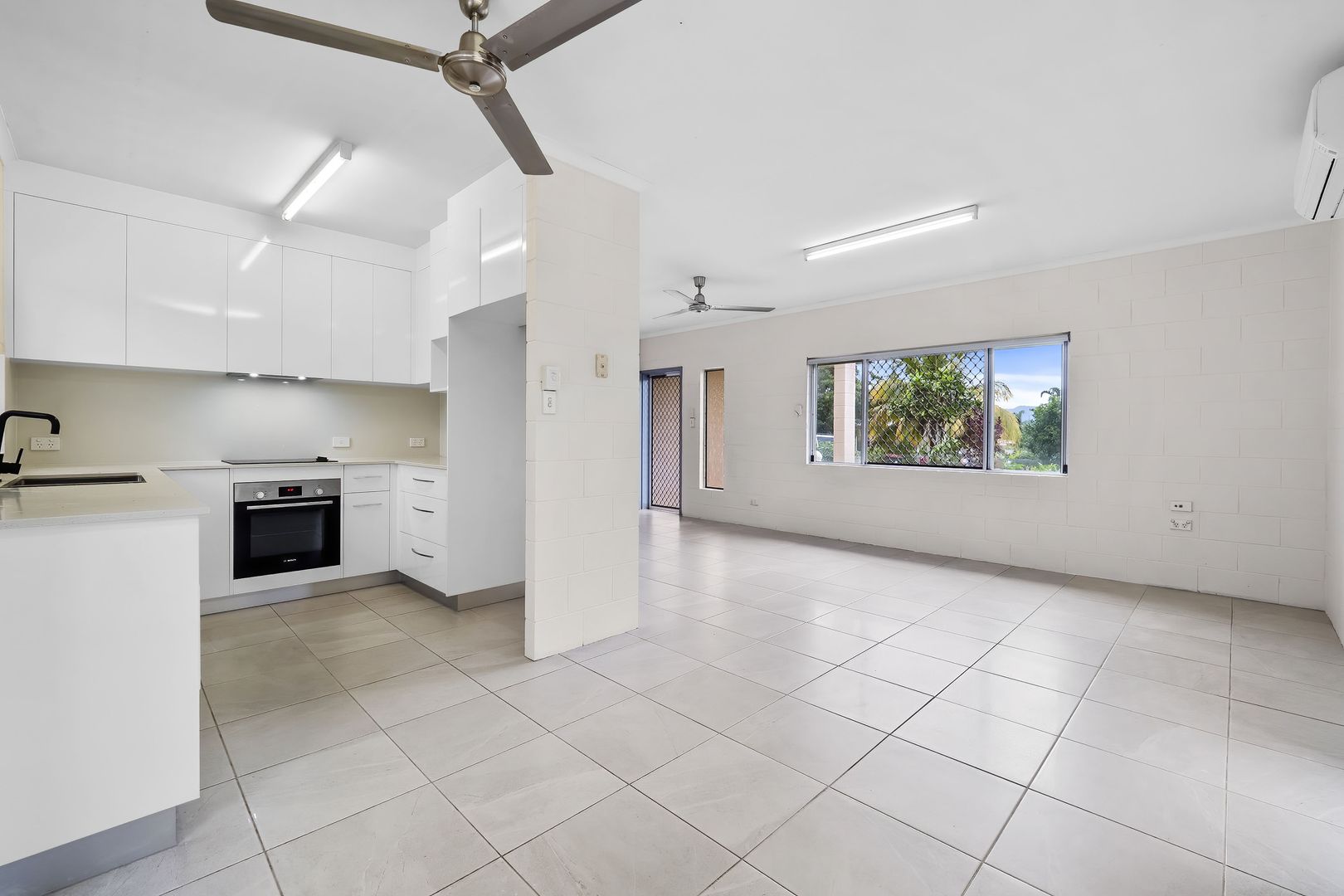 20 Malibu Close, White Rock QLD 4868, Image 1